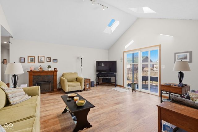 3442 Berkdale Drive, Columbus, IN 47203