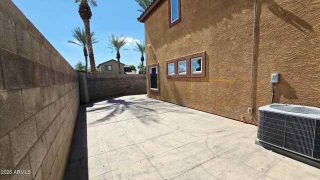 1721 N 77TH Drive, Phoenix, AZ 85035