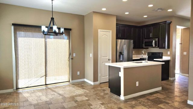 1721 N 77TH Drive, Phoenix, AZ 85035