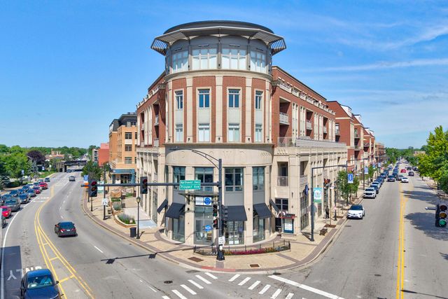 50 N Northwest Highway 204, Park Ridge, IL 60068