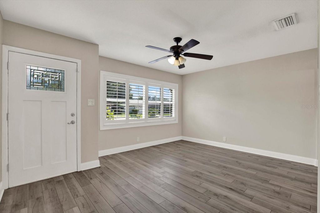 Image 2 of property listing at 3009 W HEITER STREET, Tampa, FL 33607