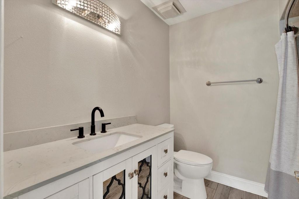 Image 19 of property listing at 3009 W HEITER STREET, Tampa, FL 33607