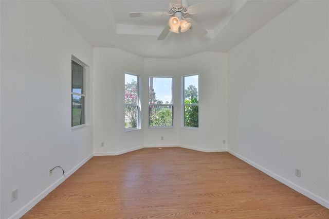 448 NOBLE FAIRE DRIVE, Sun City Center, FL 33573