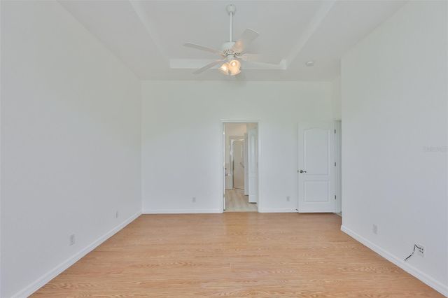 448 NOBLE FAIRE DRIVE, Sun City Center, FL 33573