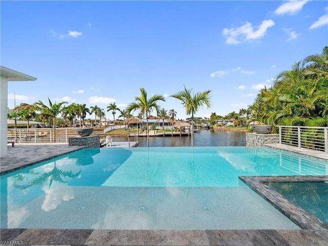 1021 Lucerne AVE, Cape Coral, FL 33904