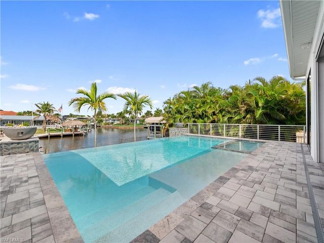 1021 Lucerne AVE, Cape Coral, FL 33904