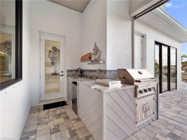 1021 Lucerne AVE, Cape Coral, FL 33904