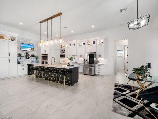 1021 Lucerne AVE, Cape Coral, FL 33904