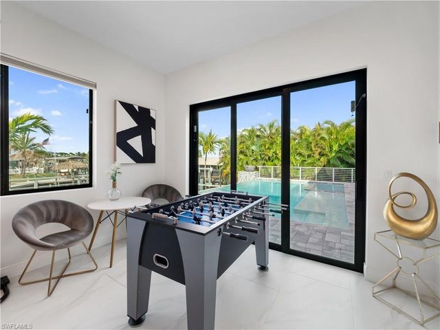 1021 Lucerne AVE, Cape Coral, FL 33904