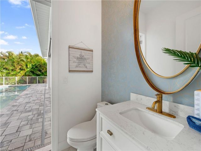 1021 Lucerne AVE, Cape Coral, FL 33904