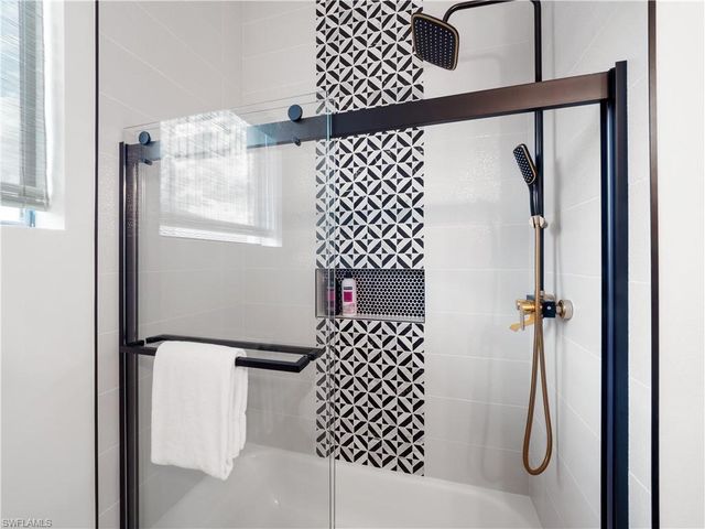 1021 Lucerne AVE, Cape Coral, FL 33904