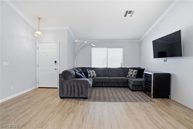 323 Evan Picone Drive, Henderson, NV 89014