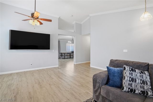 323 Evan Picone Drive, Henderson, NV 89014