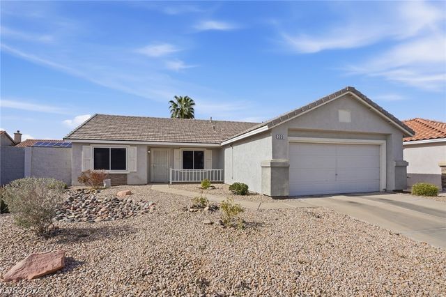 323 Evan Picone Drive, Henderson, NV 89014