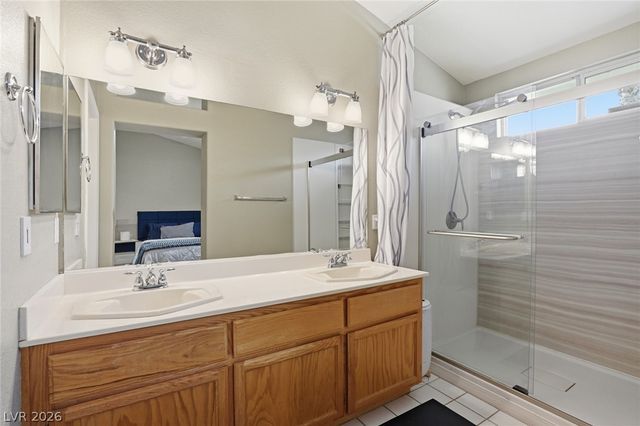 323 Evan Picone Drive, Henderson, NV 89014