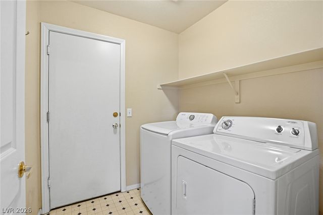 323 Evan Picone Drive, Henderson, NV 89014