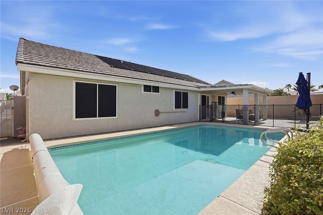 323 Evan Picone Drive, Henderson, NV 89014