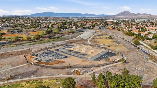 323 Evan Picone Drive, Henderson, NV 89014