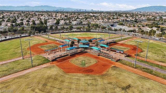 323 Evan Picone Drive, Henderson, NV 89014