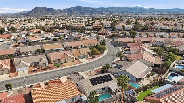 323 Evan Picone Drive, Henderson, NV 89014