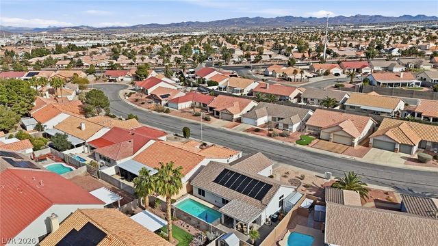 323 Evan Picone Drive, Henderson, NV 89014