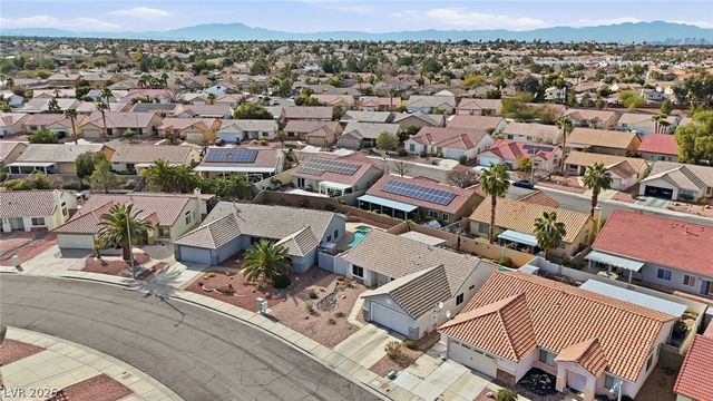 323 Evan Picone Drive, Henderson, NV 89014