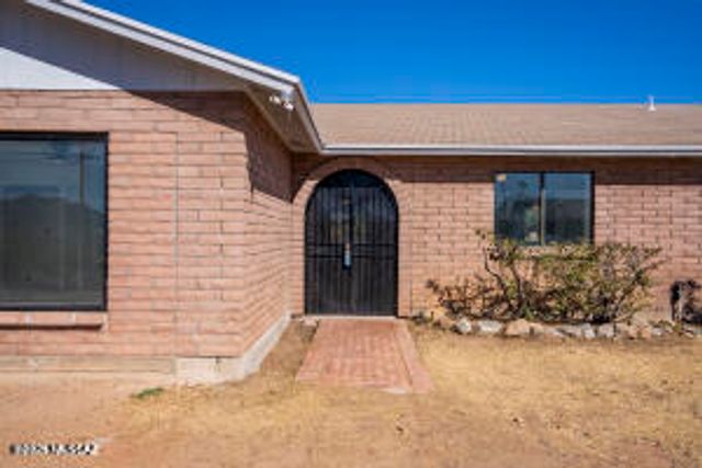 1715 Maya Corte, Rio Rico, AZ 85648