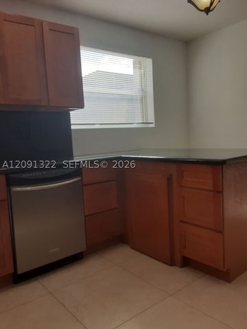 2200 Taylor St 101, Hollywood, FL 33020