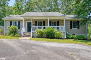 248 Hawthorne Avenue, Woodruff, SC 29388