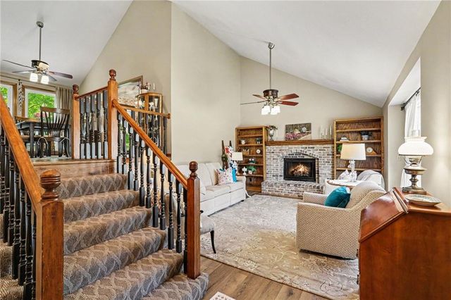 1445 W Prairie Court, Olathe, KS 66061