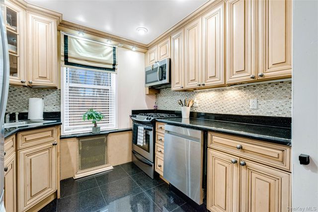 74-45 Yellowstone Boulevard 2C, Rego Park, NY 11374