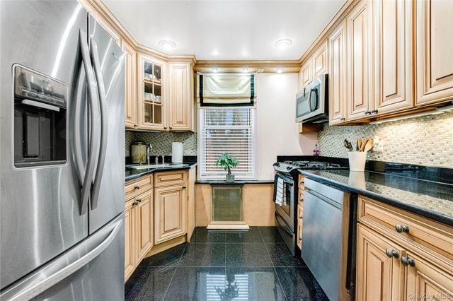 74-45 Yellowstone Boulevard 2C, Rego Park, NY 11374