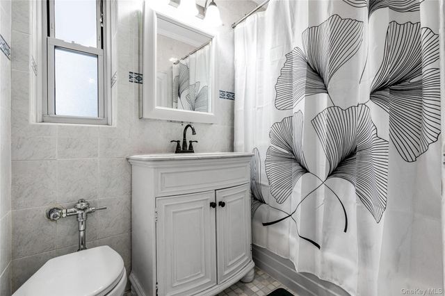 74-45 Yellowstone Boulevard 2C, Rego Park, NY 11374