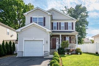 457 Teneyke Pl, Rahway City, NJ 07065