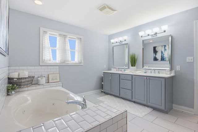 9560 Triana Lane, St. John, IN 46373