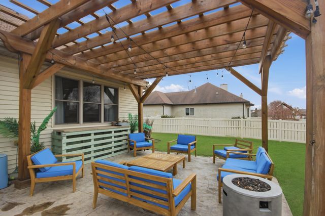 9560 Triana Lane, St. John, IN 46373