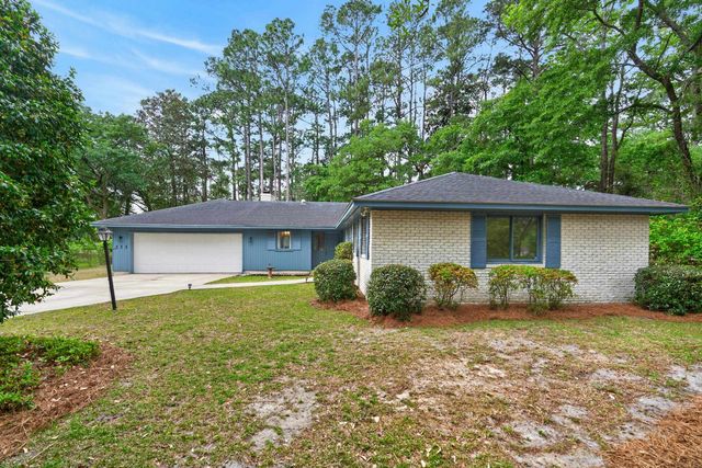 113 Capt Anthony White Ln., Georgetown, SC 29440