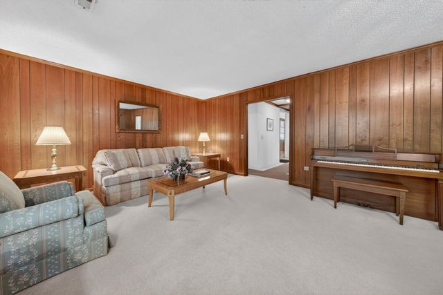 113 Capt Anthony White Ln., Georgetown, SC 29440