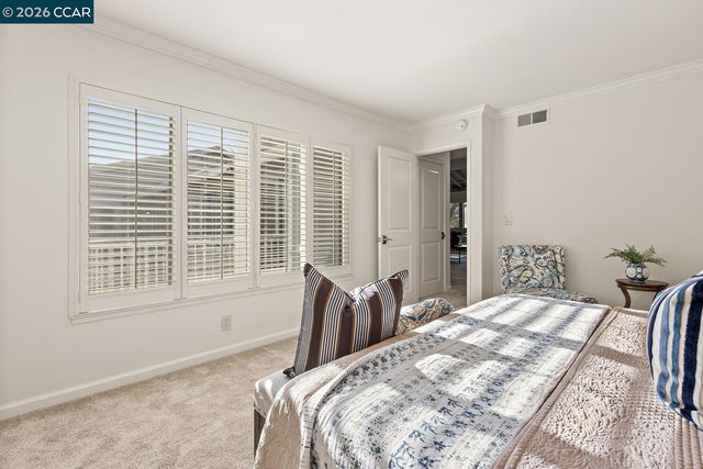 657 Terra California Drive 5, Walnut Creek, CA 94595