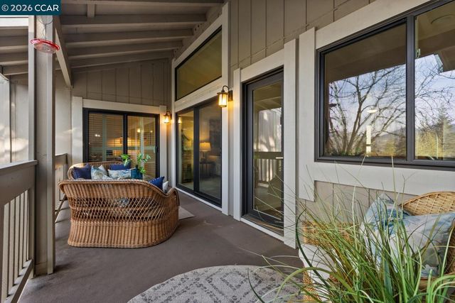 657 Terra California Drive 5, Walnut Creek, CA 94595
