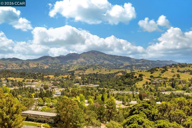 657 Terra California Drive 5, Walnut Creek, CA 94595