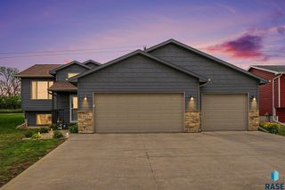 3912 S Pisidian Ave Avenue, Sioux Falls, SD 57110