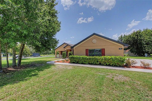 27928 AUSTIN WOODS DRIVE, Dade City, FL 33525