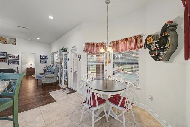 27928 AUSTIN WOODS DRIVE, Dade City, FL 33525
