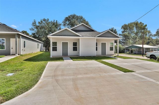 496 Golden Street A, Willis, TX 77378