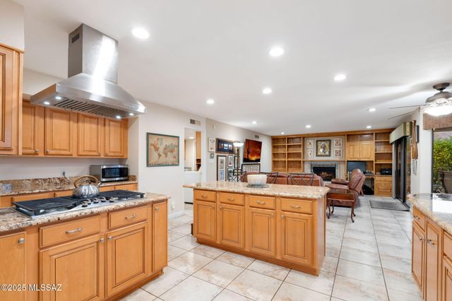 6350 N Placita De Eduardo, Tucson, AZ 85718