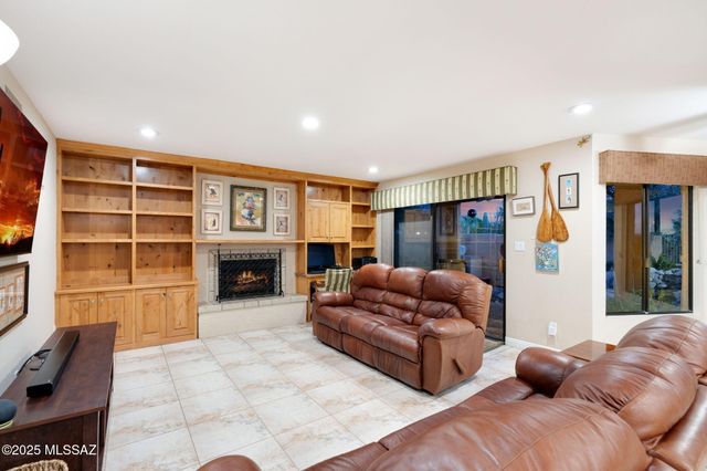 6350 N Placita De Eduardo, Tucson, AZ 85718