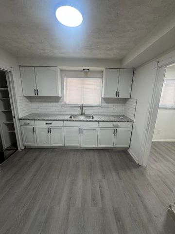 9222 Forrer Street, Detroit City, MI 48228