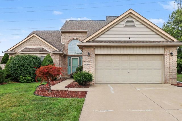 24788 Foxmoor Boulevard, Woodhaven City, MI 48183