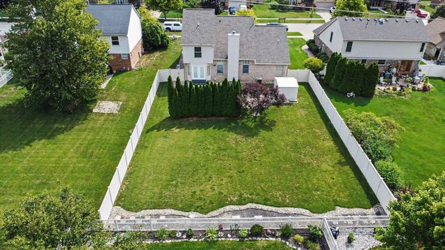 24788 Foxmoor Boulevard, Woodhaven City, MI 48183
